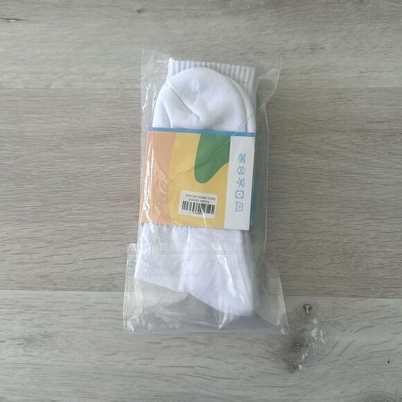 Doodles Hap & Mello Socks White OS NWT IN PACKAGE - Picture 5 of 5